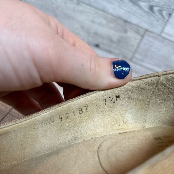 Stuart Weitzman tan embossed wedges with tortoise shell accent buckle size 7.5 - Picture 11 of 16